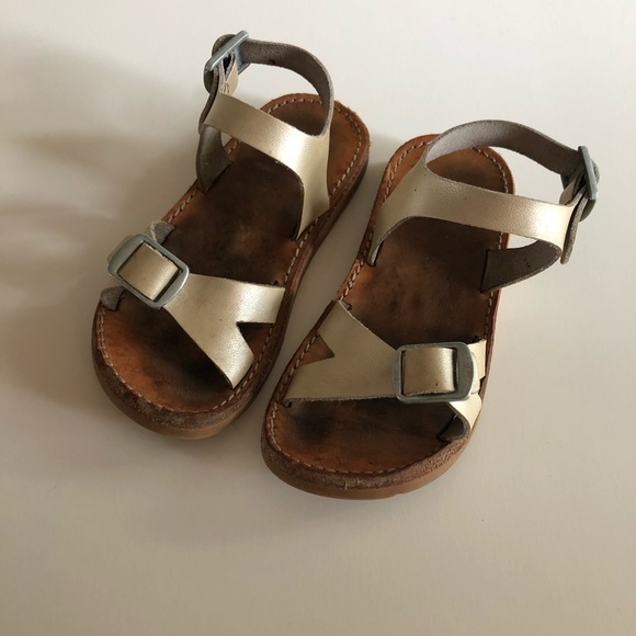 Freshly Picked Other - Freshly Picked Metallic Gold Sandals | Size 7